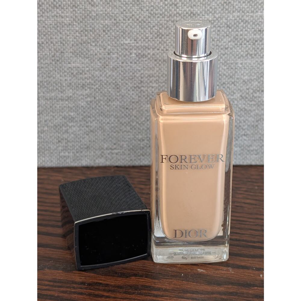 Dior Forever Skin Glow 1 oz - Picture 2 of 5